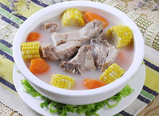 炖排骨时，往里面加一样东西，排骨软嫩开胃，一大锅连汤汁都喝光了