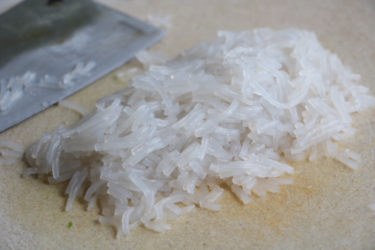 好吃|一把韭菜5斤饺子皮,做懒人早餐,比韭菜盒子好吃,一口气吃10个