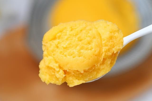 自制奶黄馅料，健康美味无添加，轻松几步就能搞定，不用去外面买