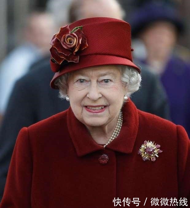 兰开斯特|伊丽莎白女王的胸针都藏着什么神秘故事!