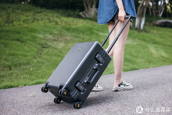 power|开学季来临前,来场说走就走的旅行,地平线8号 POWER登机箱