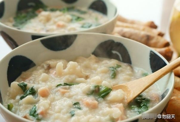 汤泡饭|宝宝吃此种饭，刺激肠胃还没什么营养，宝妈还敢让孩子吃？