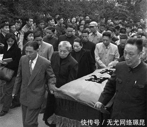 鲁迅|84年前鲁迅深夜离世,留下7条遗嘱:儿子决不能从事2个行业