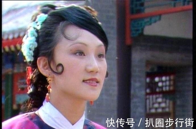 小姐姐#为何凤姐能掌控平儿,却搞不定秋桐?