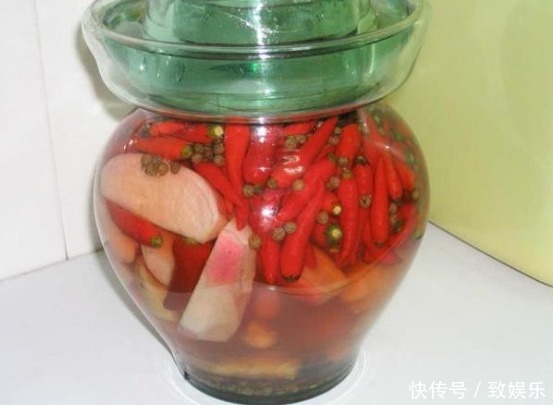 川味泡菜的正宗家常做法,步骤简单明确,新手也能学会,酸爽开胃