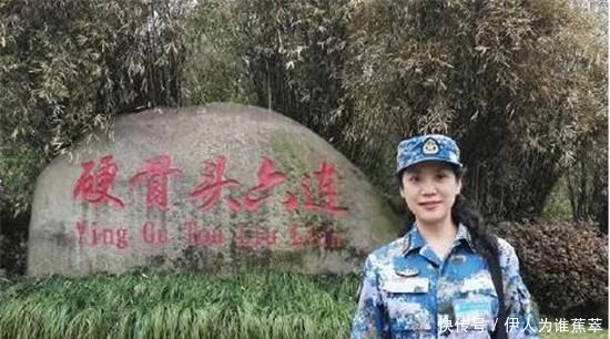 我国国防大学最美女教授, 53岁貌若少女, 现在已是海军大校！