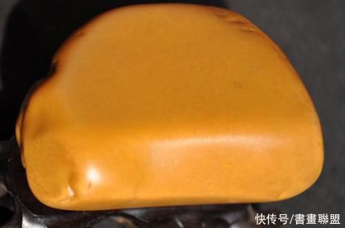 中华奇石丨广东 黄蜡石 解析 快资讯 中华奇石丨广东 黄蜡石 解析 快资讯