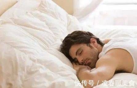 肝气郁结|肝不好的人，睡觉时会有4种表现，若没有，肝脏还算健康！