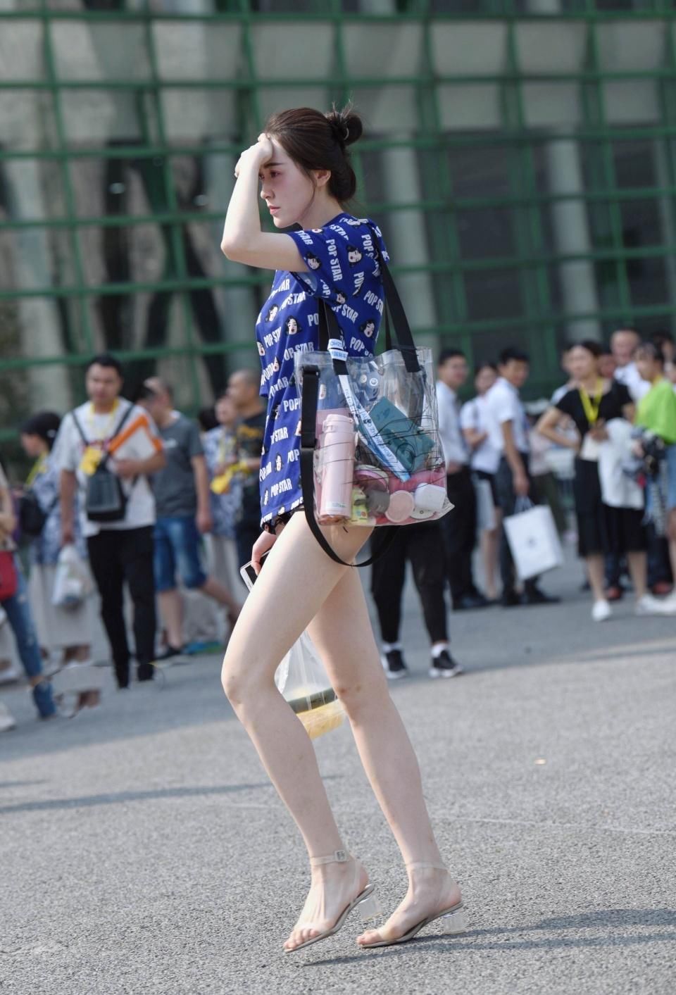 街拍长腿高跟美女，美的真是不讲道理啊