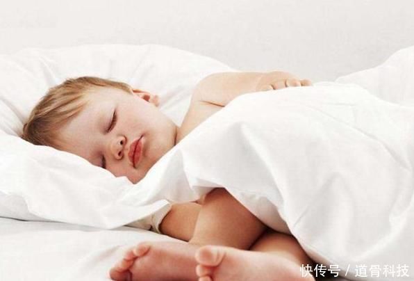 男娃|6岁男娃午睡后再没醒来，大夫的解释让奶奶心碎，很多老人都犯过