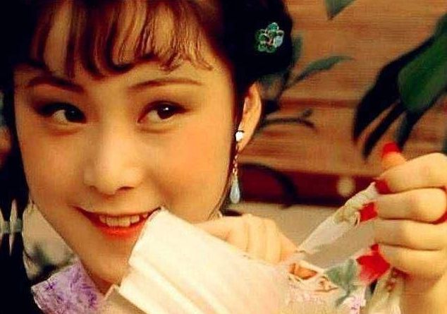 红楼梦!她是红楼梦最“蛮横”的丫鬟,宝玉都不敢惹,得罪人太多下场悲惨