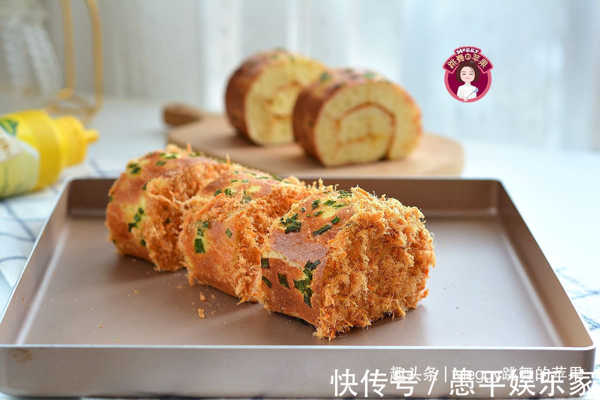 面片|百吃不厌的肉松面包卷，12分钟出炉真省事，早餐可要有口福了