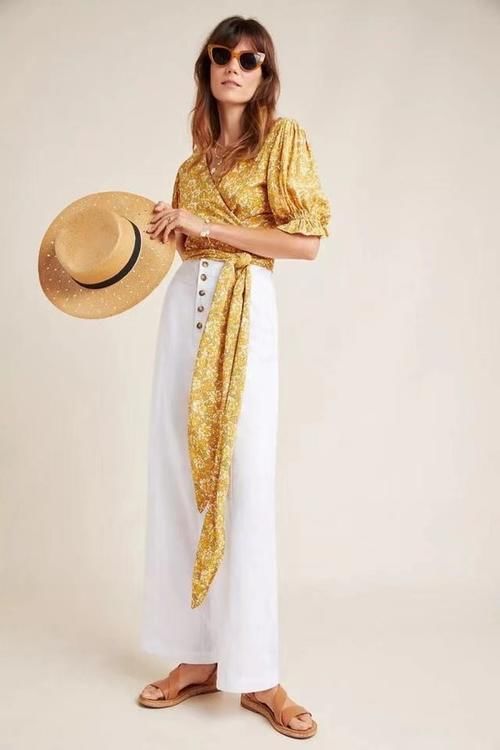 女人40穿衣不惑，学会这些搭配技巧，用基础款穿出优雅高级范