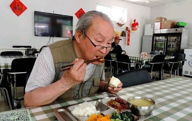 真的|再过20年，有两个孩子的家庭可能会面临三个问题。你真的考虑过吗？