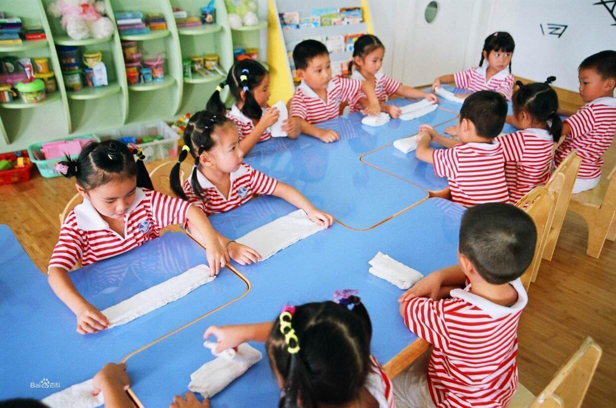 二年级|幼儿园超前教育的危害,孩子上二年级才真正爆发,能晚一年晚一年