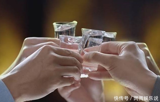 白酒|买“白酒”,若看到酒瓶上有这“4个字”,切记别买,老板从不喝