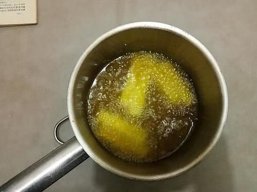 鸡蛋|教你做创意小零食,1碗面粉,2个鸡蛋,锅里一炸,比蛋糕都好吃