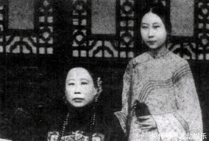 格格|晚清女性老照片:图1格格撞脸陈乔恩,图5袁世凯女儿清纯可人!