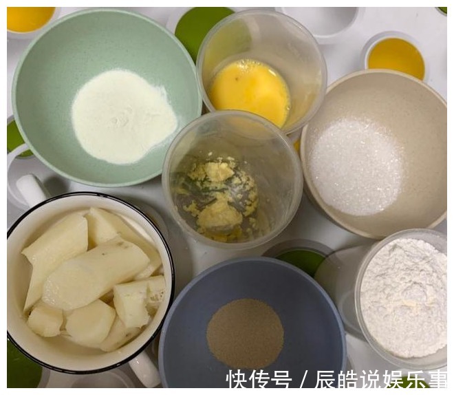 饼子|山药别只会炖着吃！教你这样做，早餐不用愁，好吃补钙