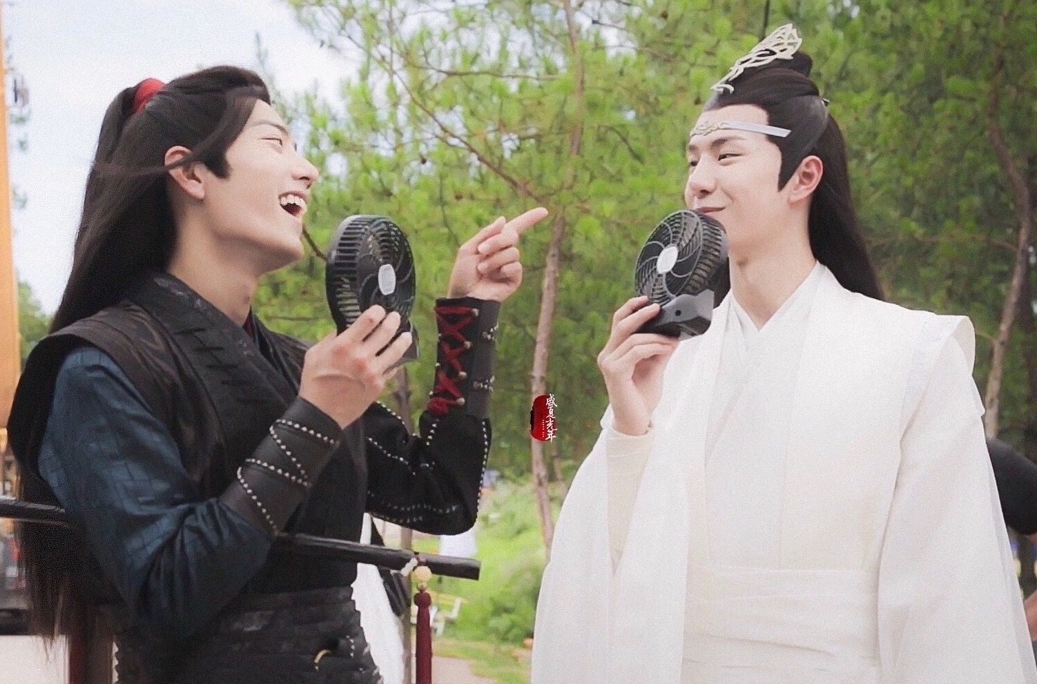 《山河令》CP超话“浪浪钉”排名第一后，肖战王一博三家CP再聚首