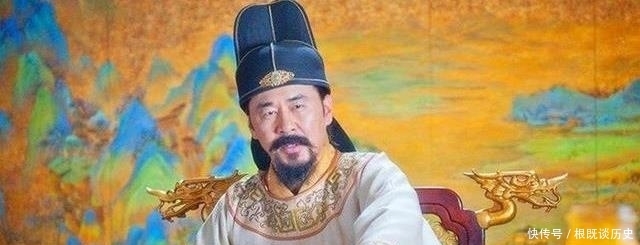 赵匡胤|他为皇帝挡了三箭,当他被诬陷时,皇帝愤怒说出两字,这箭算是白挡了!