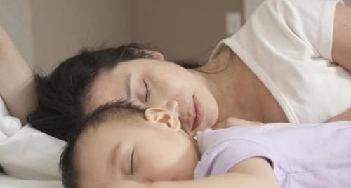 孩子|3岁分床、5岁分房,坑了多少娃,陪孩子入睡的好处看得见