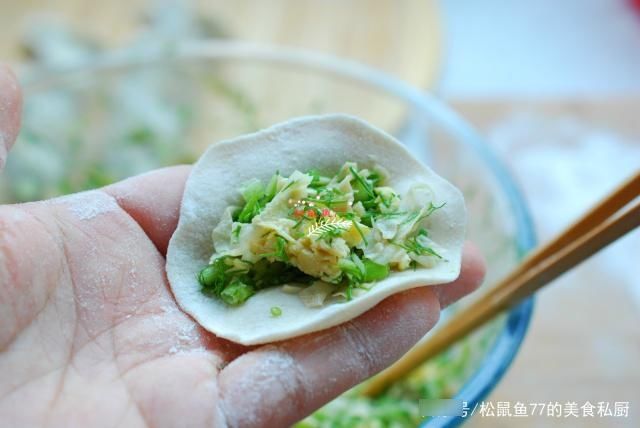 婆婆调素饺子馅有高招，味儿特鲜，肉馅没人吃，素馅全家抢