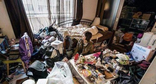 啃老族|“啃老族”父母去世后，无人能“啃”的他们，如今过得怎么样