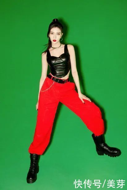 显瘦|2020秋冬必备“王炸裤”，比阔腿裤显瘦！又酷又美