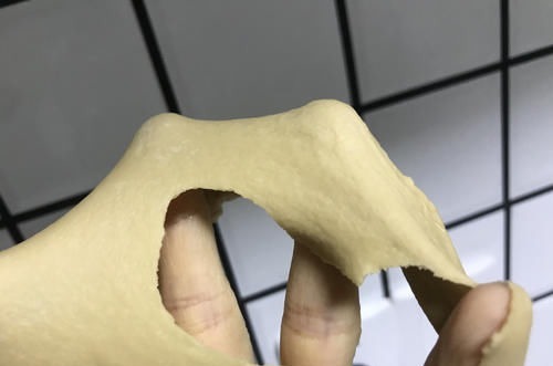 孩子早餐不用愁,用它做面包,营养丰富又养身,老人孩子都爱吃