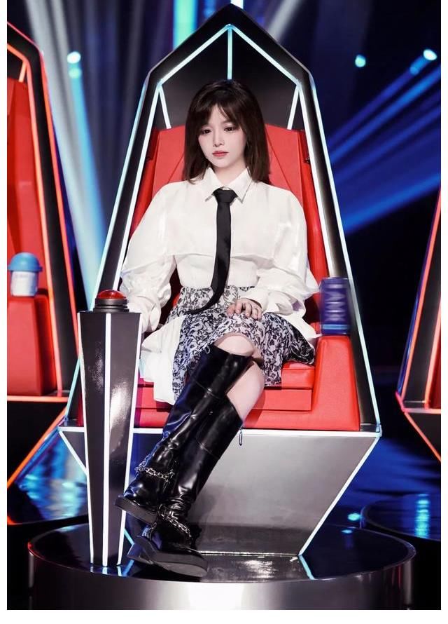 收官之战|《2021中国好声音》盲选收官之战打响 曾溯恕化身“女战士”再迎PK