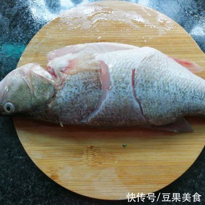  #福气年夜菜#鲜美肥嫩的清蒸鲈鱼