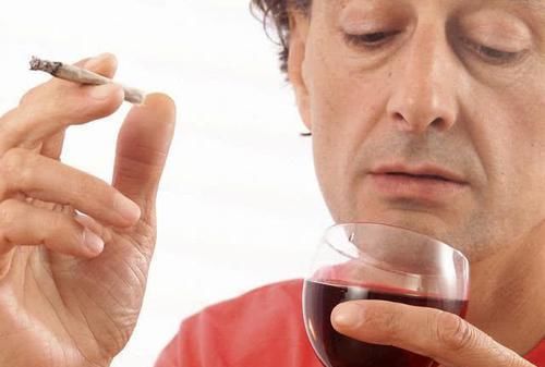 炎症|前列腺炎反复发作的人,可能是做多了4件事,40岁后一定要远离