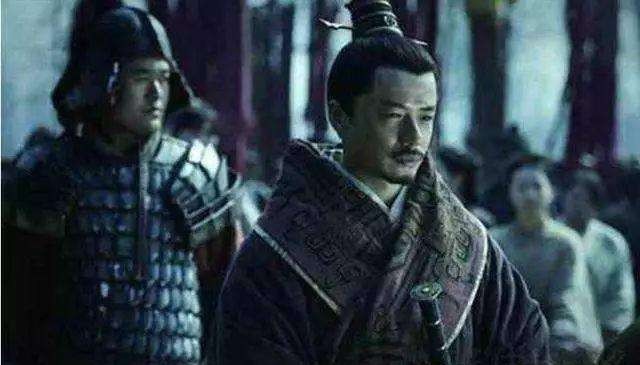 最终|成也萧何败也萧何,韩信一系列作死行为,最终死于吕雉和萧何之手