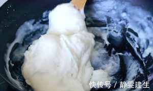 面包|它是我做过最简单的糕点,不用发面,不用烤箱,比蛋糕面包还好吃