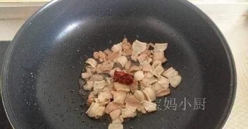 猪肉的懒人做法，最解馋，咋吃都不腻，3分钟上桌，一人能吃一盘