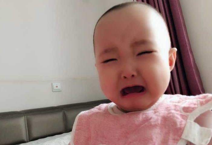 低俗|3岁男童最后没有抢救过来,这种低俗的逗娃方式,家长一定要禁止