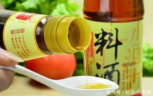 做菜的时|“脑淤血”现象逐渐增多,可能与常吃“它”有关,早知道早受益