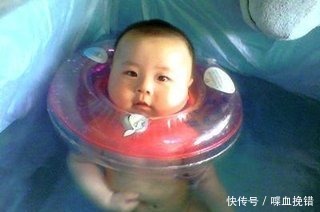 爸爸姓毒,爷爷给孙子取名字,上户口时工作人员大呼第一次见