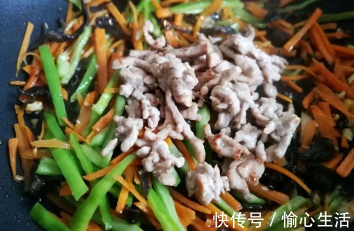 里脊肉|不管炒什么肉,不要直接下锅炒,多加这一步,肉不粘锅更嫩滑