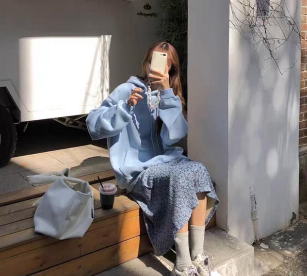 牛仔外套|我想穿帽衫, 还不想像假小子! 这种7种穿法不仅优雅, 还能显气场