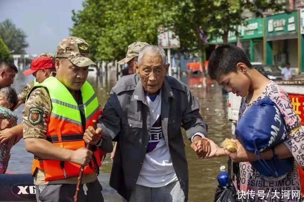 济源市|济源市军魂退役军人公益服务中心26名勇士在卫辉重灾区救出120余人