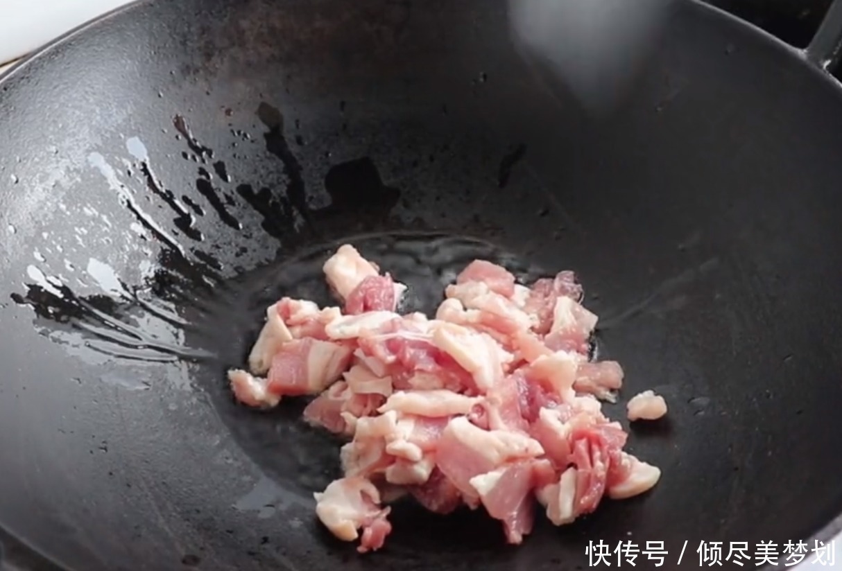 面条|卤面怎么蒸才好吃,原来做法诀窍这么简单,一次蒸一大锅都不够吃