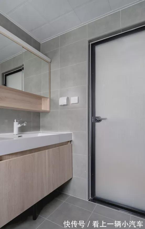 电视墙|80㎡日式户型,玄关、电视墙等亮点多多,快来围观小夫妻居家之道