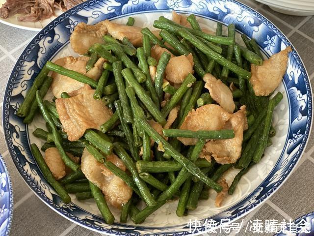 不管炒什么菜，记住2个窍门，出锅不比饭店差，鲜香好吃不油腻