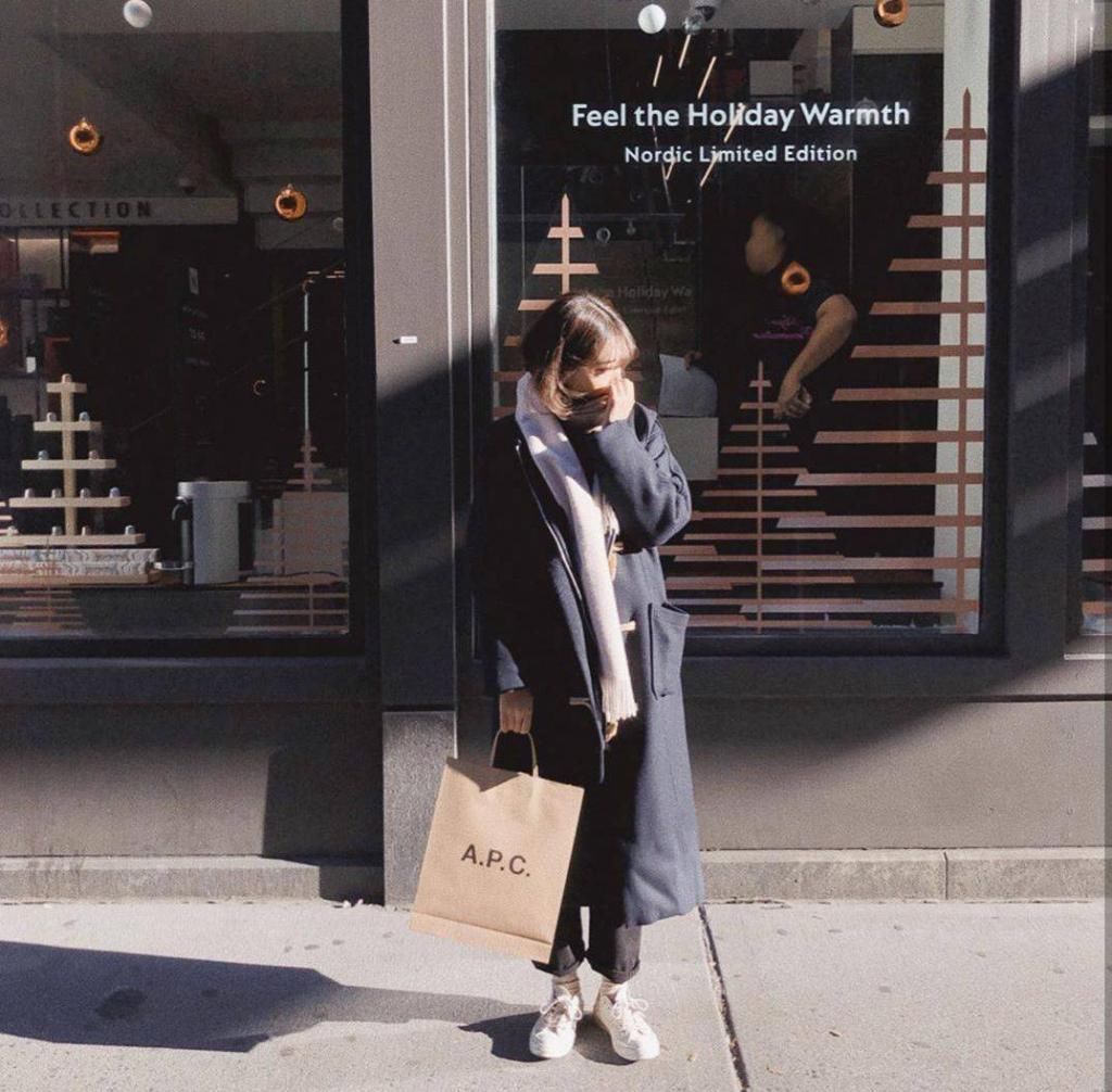  围巾|大衣+围巾，厚毛衣+围巾=入冬“王炸cp!”