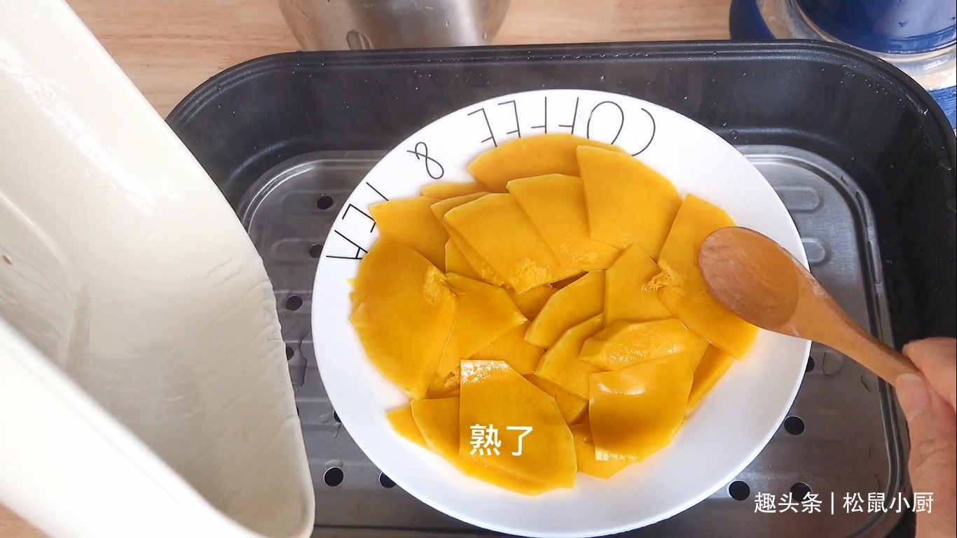 教你做一道适合减脂期吃的小零食,无油低卡清甜不腻,很简单