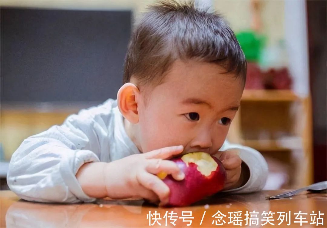 猕猴桃|冬天,这4种水果别乱给孩子吃,伤脾胃还影响长个,家长别不在意