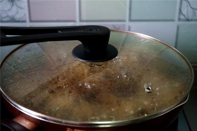 凉爽早立秋,周末贴秋膘这道菜必上桌,解馋又下饭,孩子吃不够