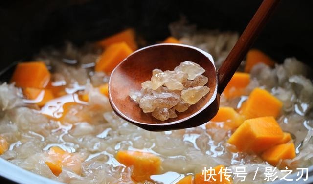秋季，南瓜和它一起煮，我家坚持每周吃2回，舒坦过秋天！